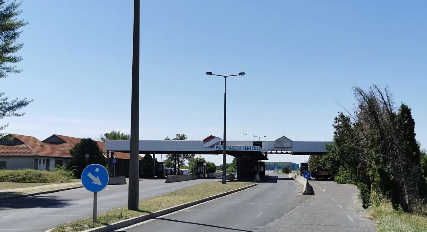 The former border crossing at Pamhagen, a long canopy over the road on the Austrian side of the border with Hungary